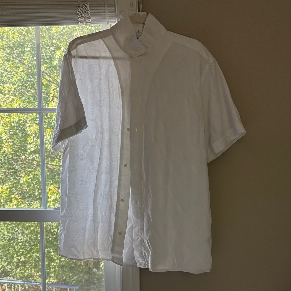 Banana Republic White Casual Button Down Shirt